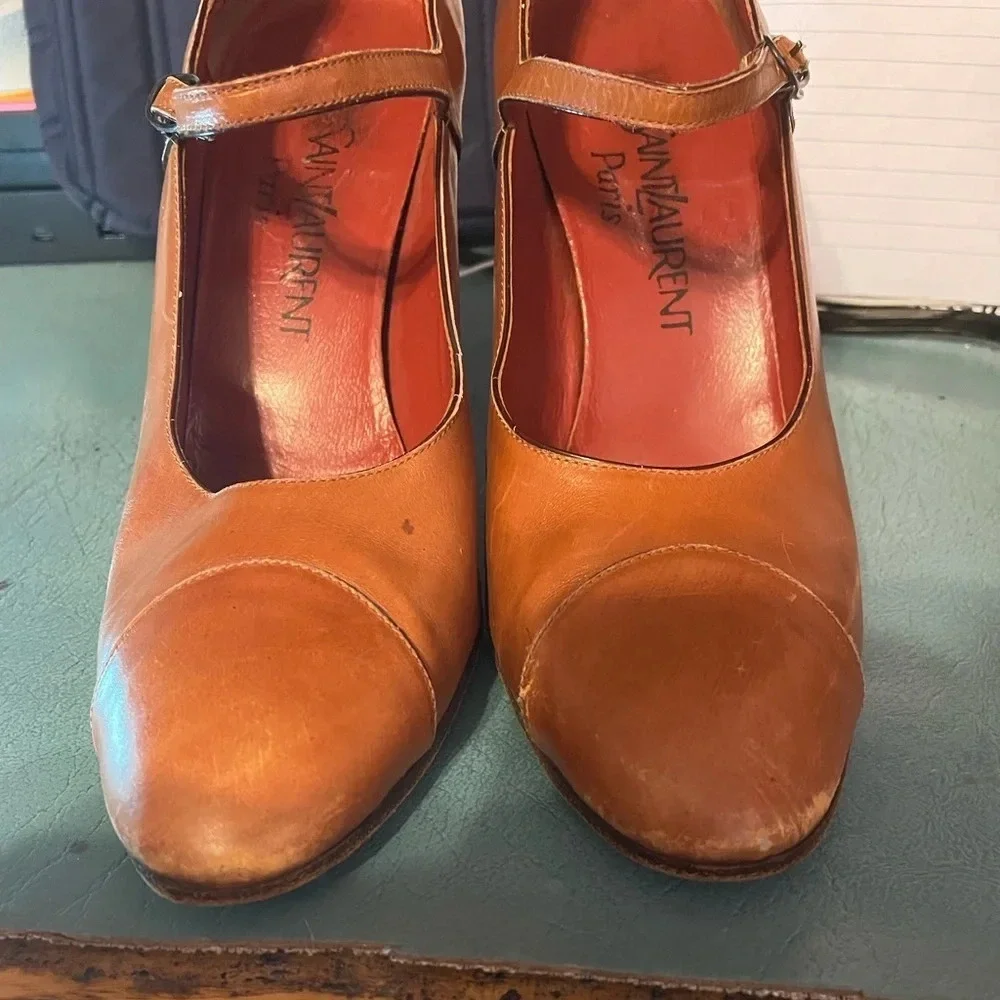 YSL VINTAGE LEATHER MARY JANE HEELS